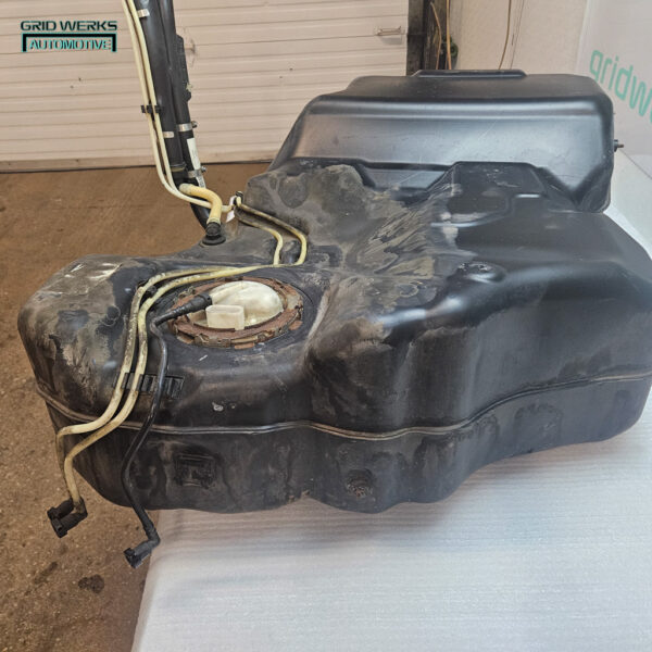 2006-2012 Volkswagen Passat fuel tank assembly - Image 4