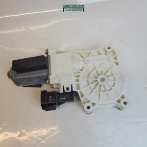 2017-2018 Jaguar F-Pace rear passenger window motor C42014 104