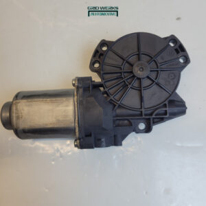 2007-2012 Hyundai Santa Fe Passenger Side (RH) Front Power Window Motor OEM 82460-2B000