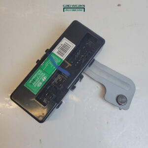 2010-2012 Hyundai Santa Fe ICM Relay Module OEM 95230-0W305